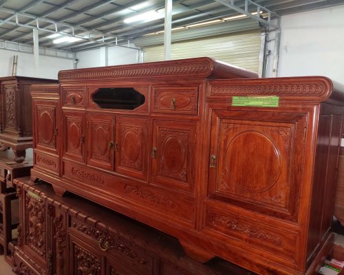 Kệ tivi mẫu 3 cục lồi giữa mới gỗ hương đá  KTV211115