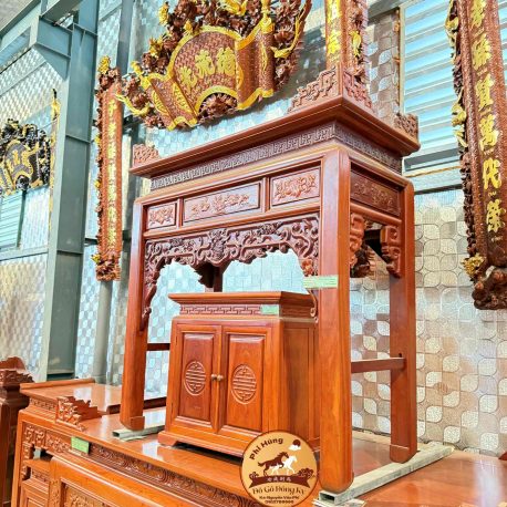 Ban thờ mẫu Ngũ Phúc 260112 (4)